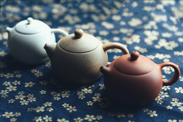 Furoshiki Japanese fabric with 3 teapots